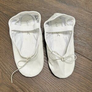 Capezio Daisy 205 White Ballet Shoe (Toddler/Little Kid) 2.5W New